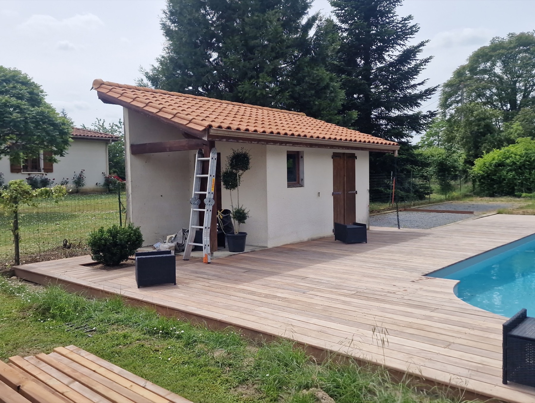 Terrasse bois exotique cumaru — avant