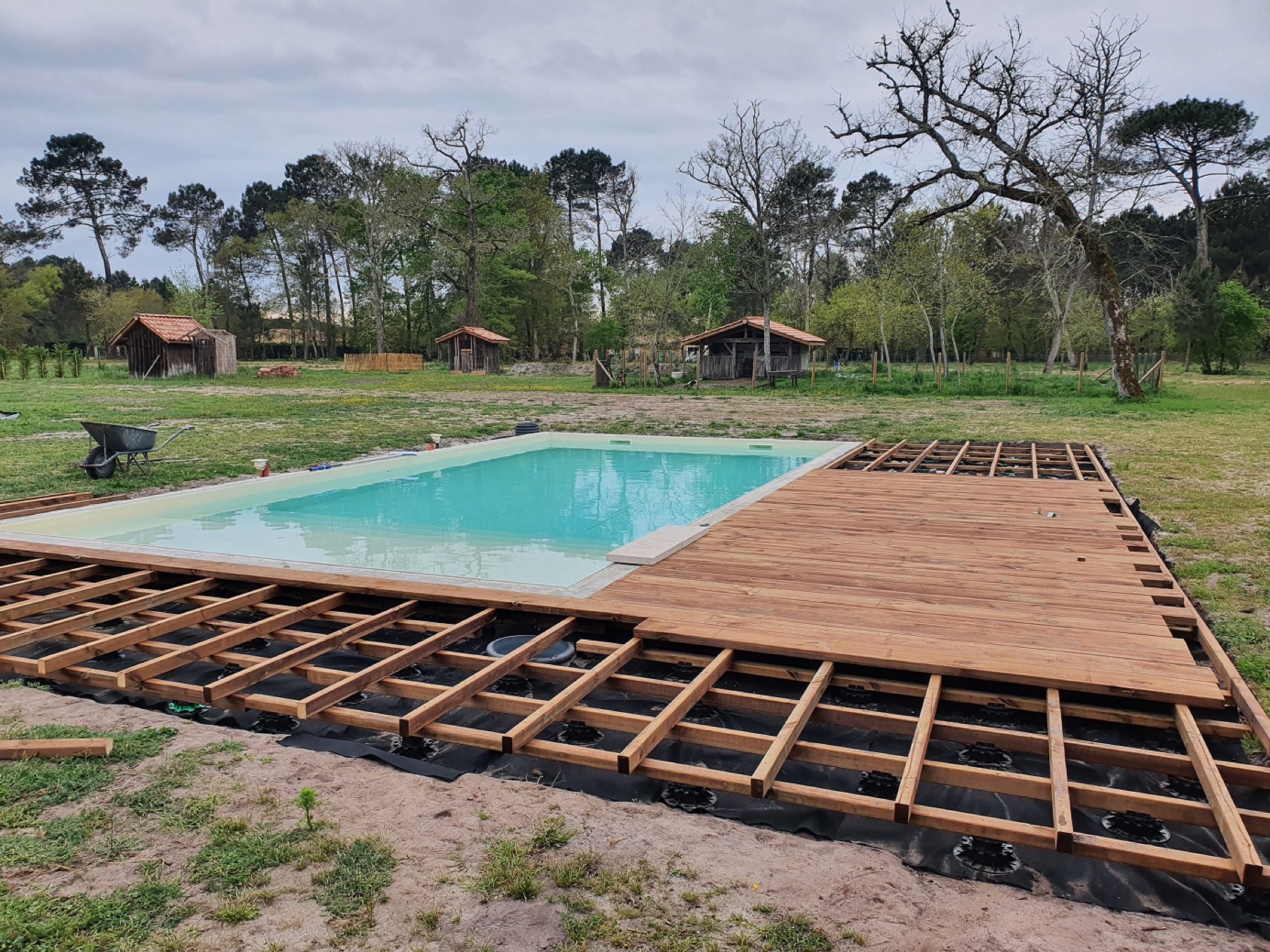 Pose sur plots — ossature